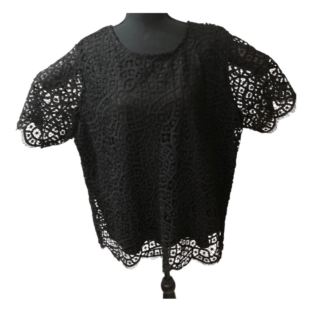 Philosophy Top Women XXL Black Paisley Lace Crochet Scallop SS Hem Lined Mature
